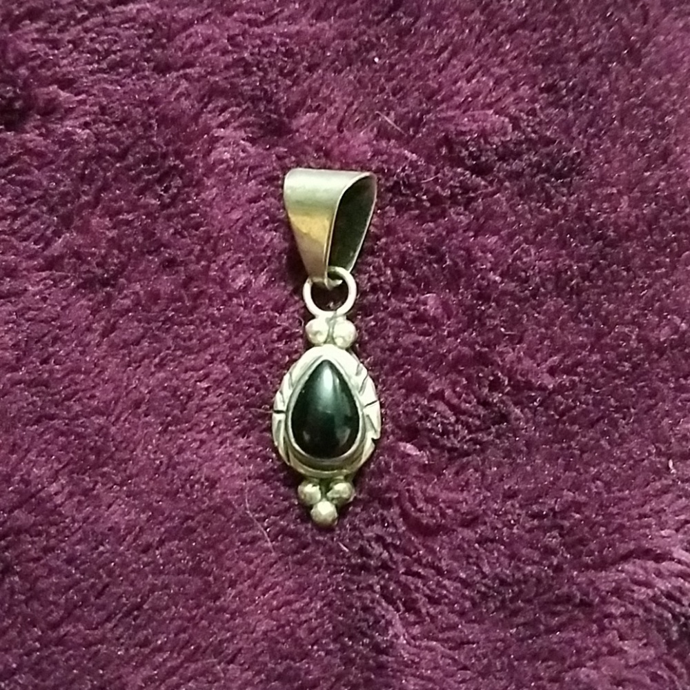 Black oval pendant